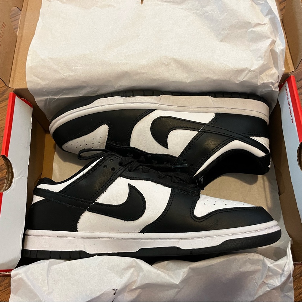 Nike panda dunk